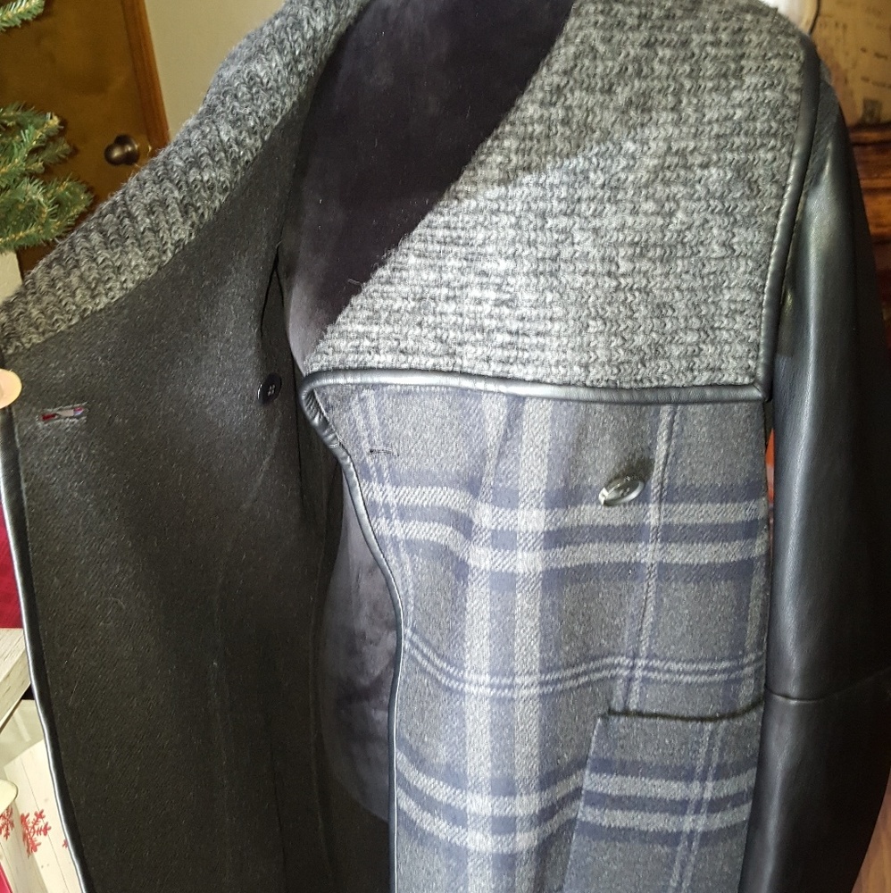 Vera Wang Wool Coat size S NWT - Picture 7 of 7